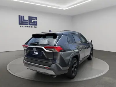 Toyota RAV4 2021 · foto 4