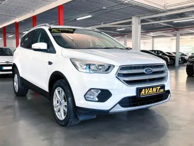 Ford Kuga 2019 · foto 3