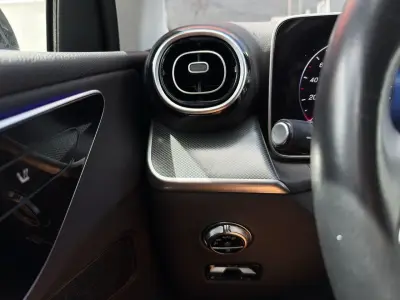 Mercedes-Benz GLC 2022 · foto 14