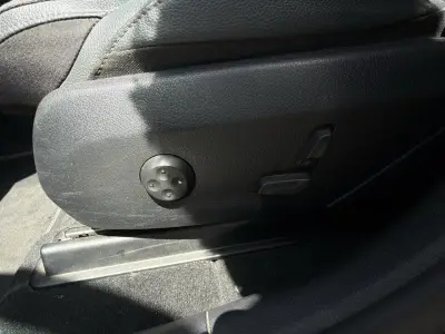 Mercedes-Benz GLC 2022 · foto 13