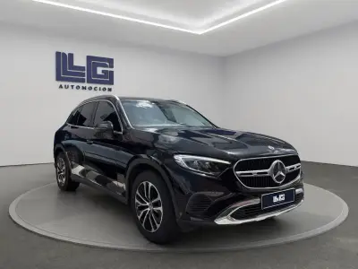 Mercedes-Benz GLC 2022 · foto 3