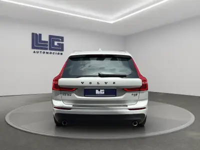 Volvo XC60 2020 · foto 6