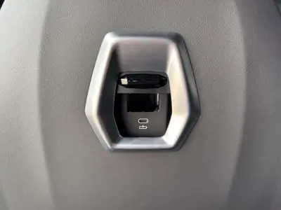 BMW XM 2025 · foto 14