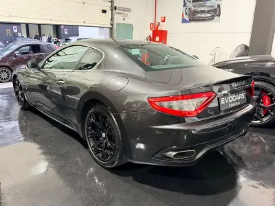 Maserati Granturismo 2009 · foto 5