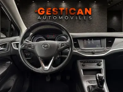 Opel Astra 2022 · foto 13