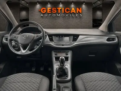Opel Astra 2022 · foto 9