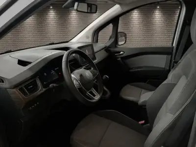 Renault Kangoo 2025 · foto 9
