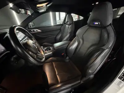 BMW M4 2022 · foto 11