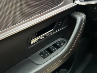 Mazda CX-60 2023 · foto 14