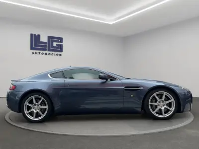 Aston Martin V8 Vantage 2007 · foto 4