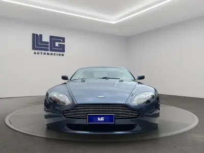 Aston Martin V8 Vantage 2007 · foto 2