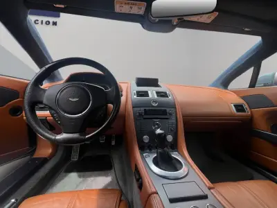 Aston Martin V8 Vantage 2007 · foto 16
