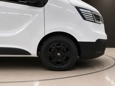 Renault Trafic 2023 · foto 6