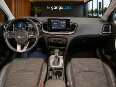 KIA Xceed 2021 · foto 8