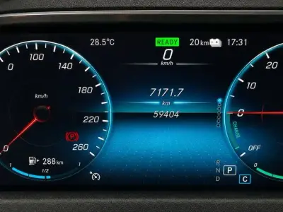 Mercedes-Benz GLC 2022 · foto 8