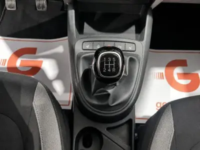 Hyundai i10 2023 · foto 18