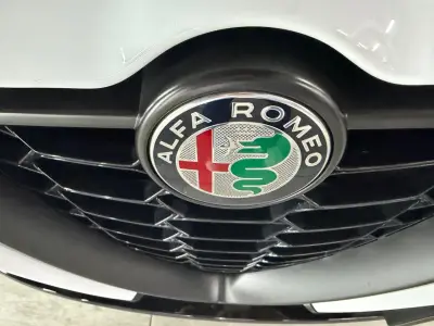 Alfa Romeo Tonale 2022 · foto 8
