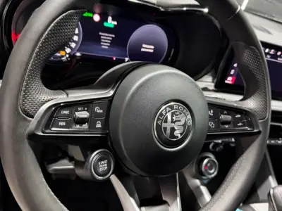 Alfa Romeo Tonale 2022 · foto 10