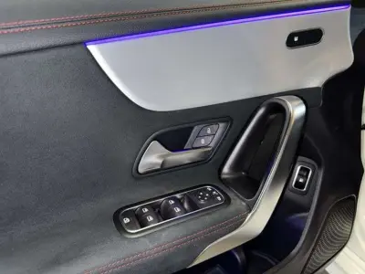 Mercedes-Benz CLA 2023 · foto 15