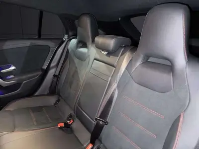 Mercedes-Benz CLA 2023 · foto 16