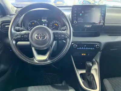 Toyota Yaris 2024 · foto 9