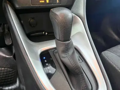 Toyota Yaris 2024 · foto 19