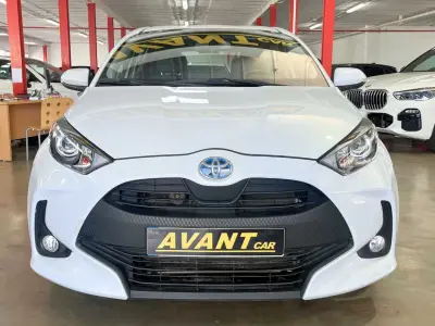 Toyota Yaris 2024 · foto 2