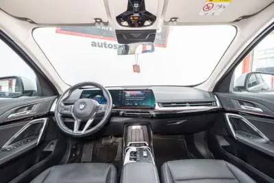 BMW X1 2023 · foto 5
