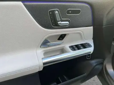 Mercedes-Benz EQA 2022 · foto 16