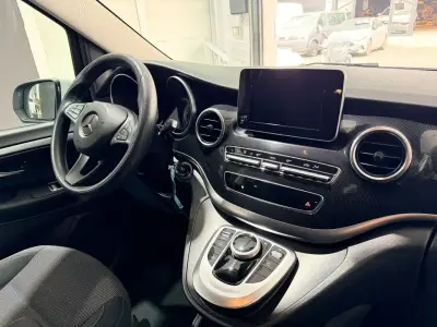Mercedes-Benz Clase V 2018 · foto 11