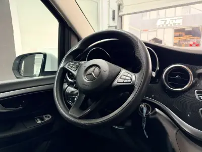 Mercedes-Benz Clase V 2018 · foto 12