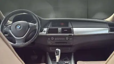 BMW X5 2011 · foto 8
