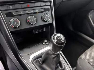 Volkswagen T-Roc 2022 · foto 13