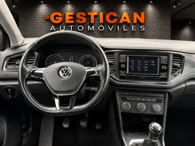 Volkswagen T-Roc 2022 · foto 7