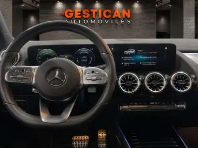 Mercedes-Benz EQA 2022 · foto 9
