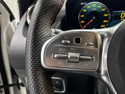 Mercedes-Benz EQA 2022 · foto 8