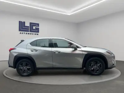 Lexus UX 2020 · foto 4