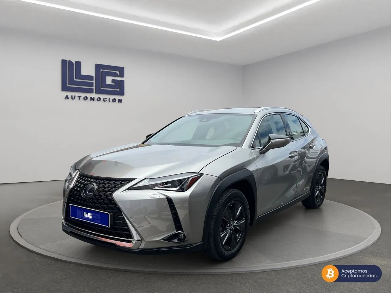 Lexus UX 2020 en 3 islas · CEC