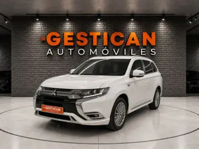 Mitsubishi Outlander 2021 en Gran Canaria · CEC