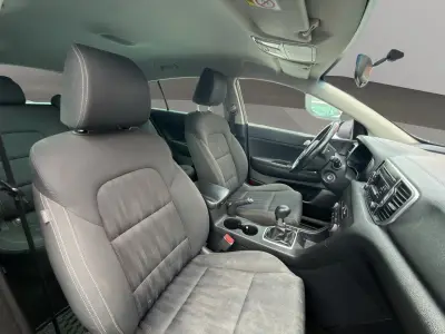 KIA Sportage 2018 · foto 16