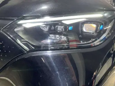 Mercedes-Benz EQE SUV 2025 · foto 6