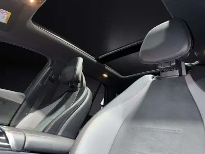 Mercedes-Benz EQE SUV 2025 · foto 17