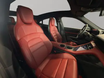 Porsche Taycan 2021 · foto 16