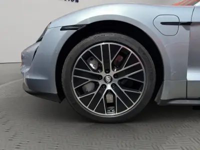 Porsche Taycan 2021 · foto 8
