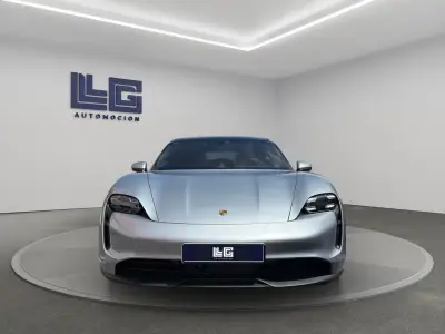 Porsche Taycan 2021 · foto 2