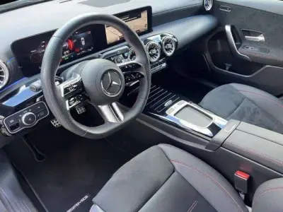 Mercedes-Benz Clase A 2023 · foto 7