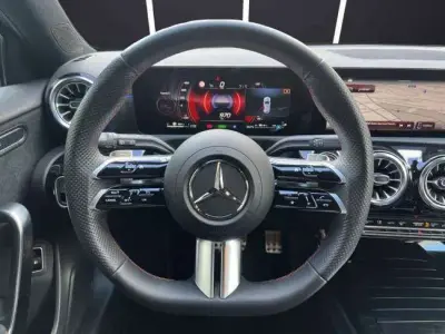 Mercedes-Benz Clase A 2023 · foto 9