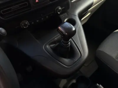 Toyota Proace City 2020 · foto 10