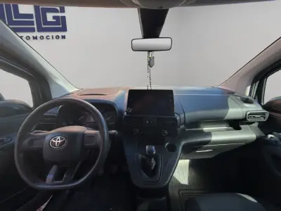 Toyota Proace City 2020 · foto 15