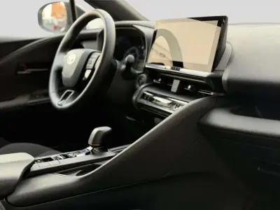 Toyota C-HR 2025 · foto 16